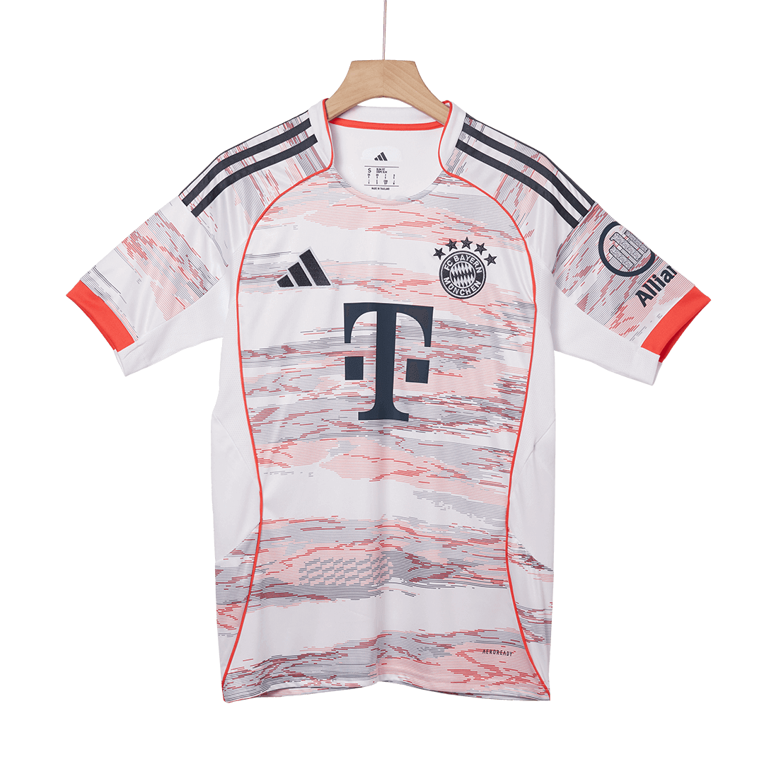 OLISE #17 Munich Extérieur Maillot 2025/26 Blanc